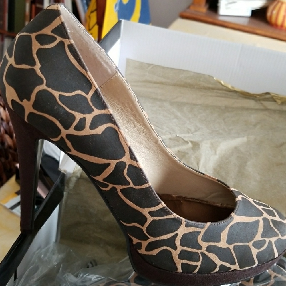 NIB Colin Stuart Victoria's Secret